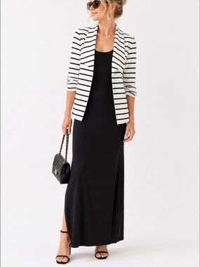 SAKS FIFTH AVENUE Black & White Striped Open-Front Blazer M